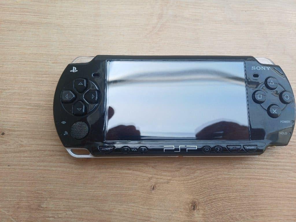 Psp 2004, Games en Spelcomputers, Spelcomputers | Sony PSP, Zwart, Ophalen of Verzenden, PSP, Gebruikt