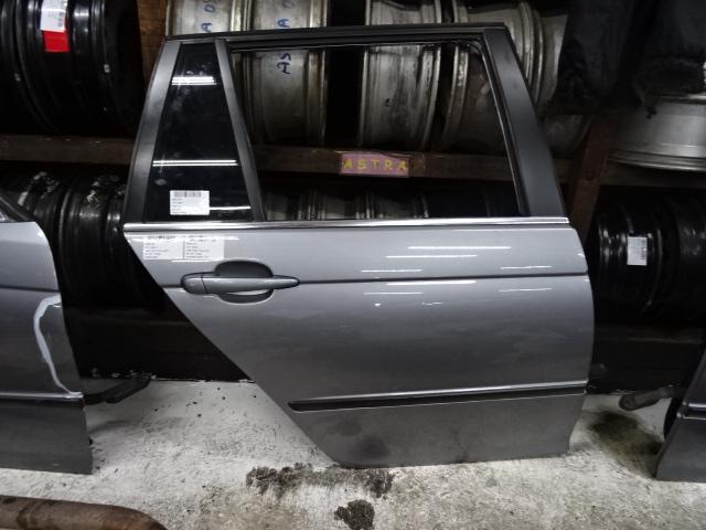 PORTE DROITE ARRIÈRE BMW 3 serie Touring (E46 / 3), Mevr. I. Hauben, Utilisé, Porte, Rue de l'Espoir 34 34
4030  GRIVEGNÉE, BE