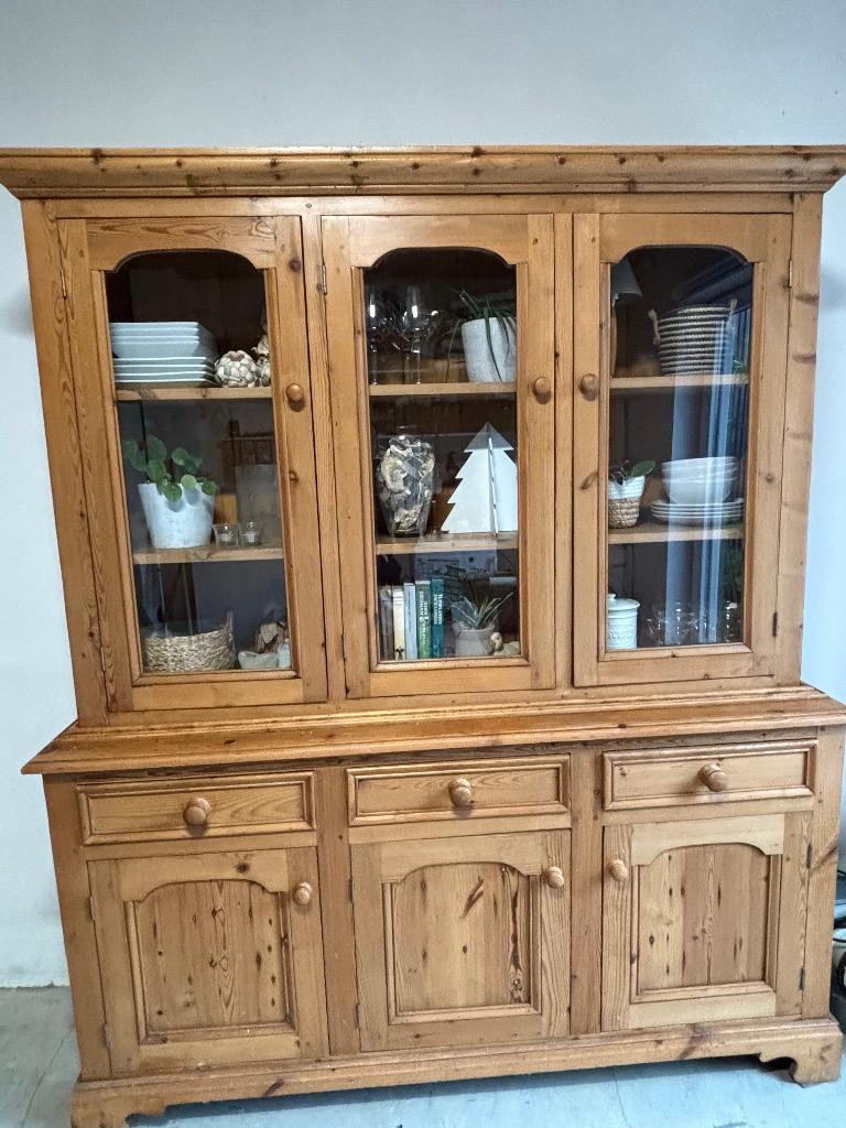 armoire - vitrine, Enlèvement