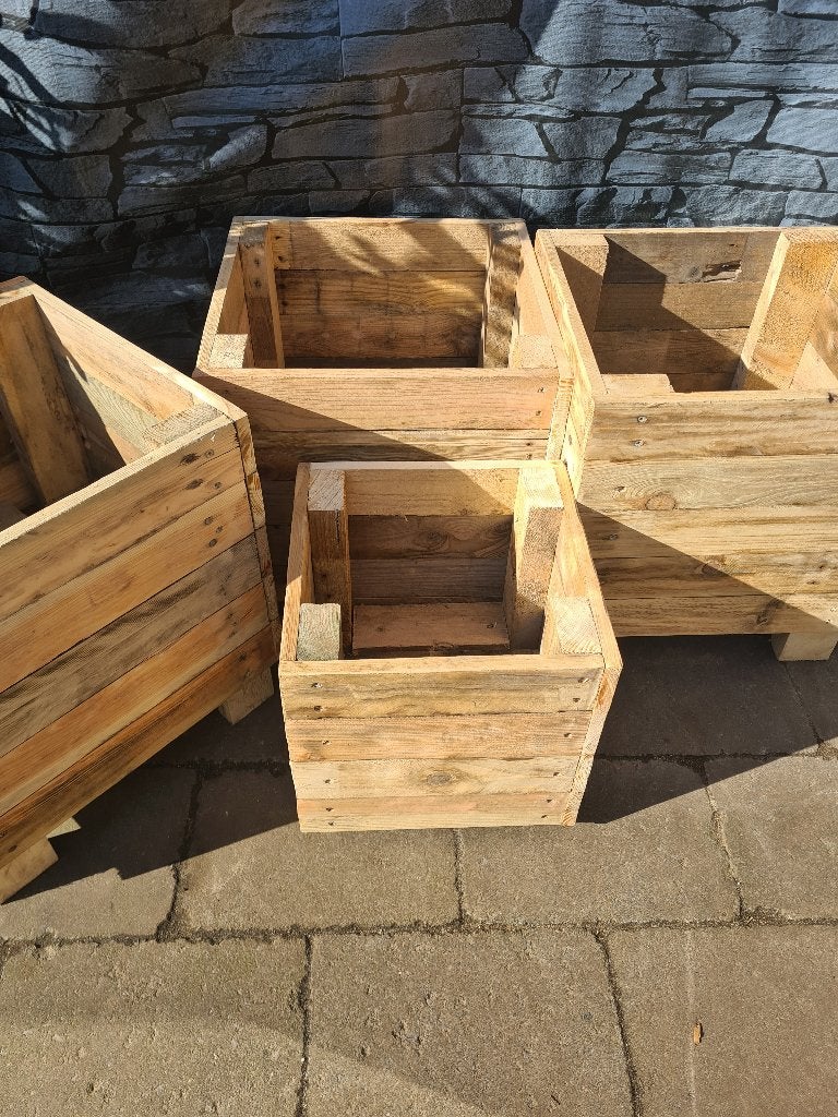 plantenbakken divers, Ophalen, Nieuw, Rijkevorsel, Binnen