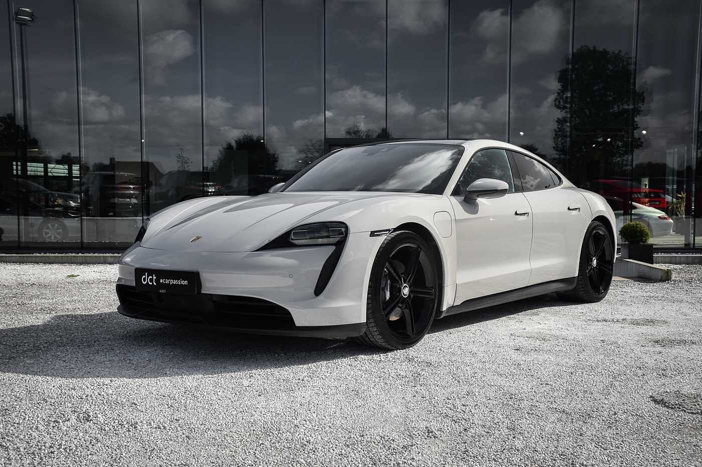 Porsche Taycan Pano Keyless Heated seats (bj 2022), Auto's, Automaat, Gebruikt, Zwart, 571 pk