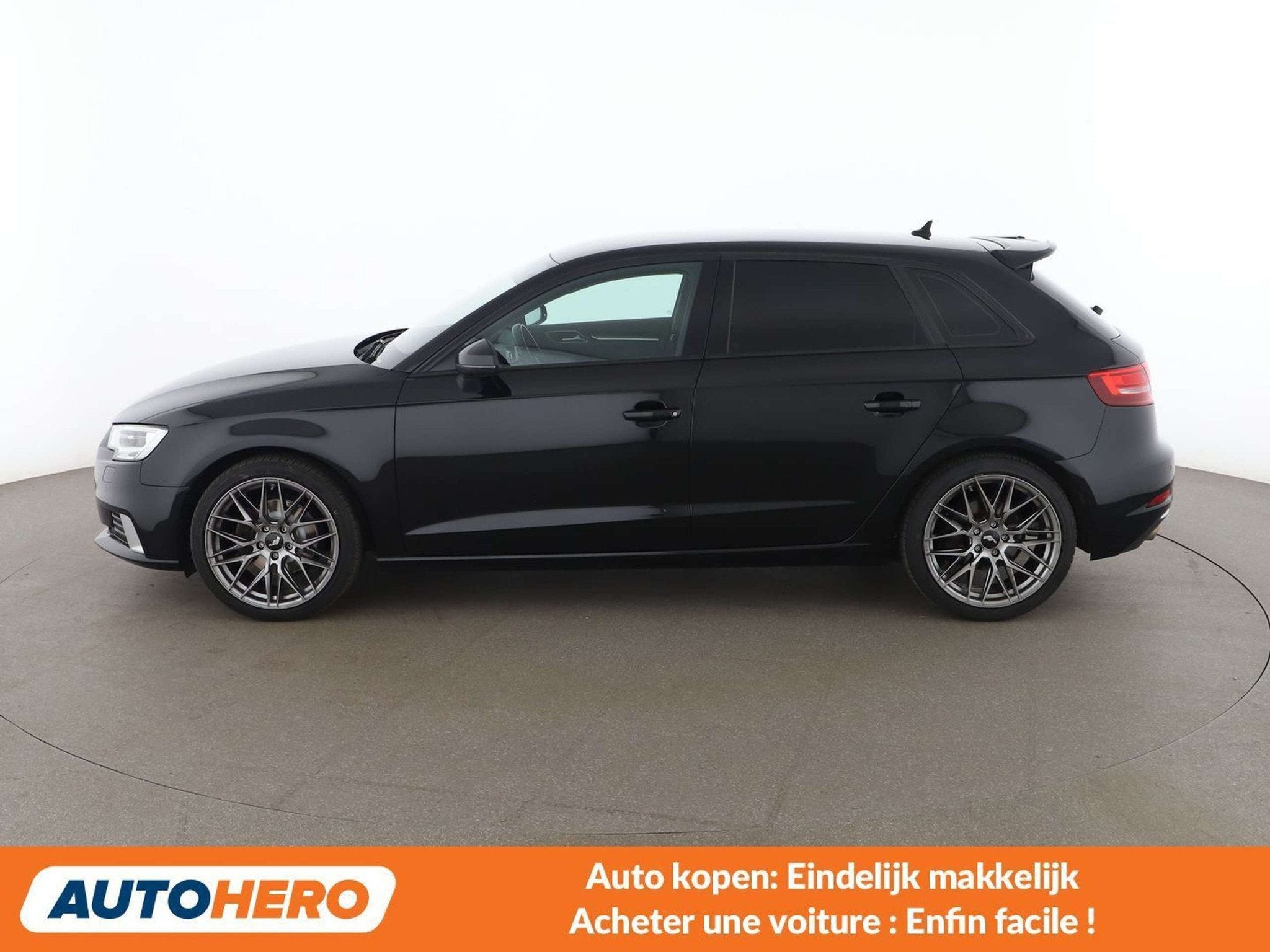 Audi A3 35 TFSI Sport (année de construction 2018), 1345 kg, Achat, Noir, 5 portes