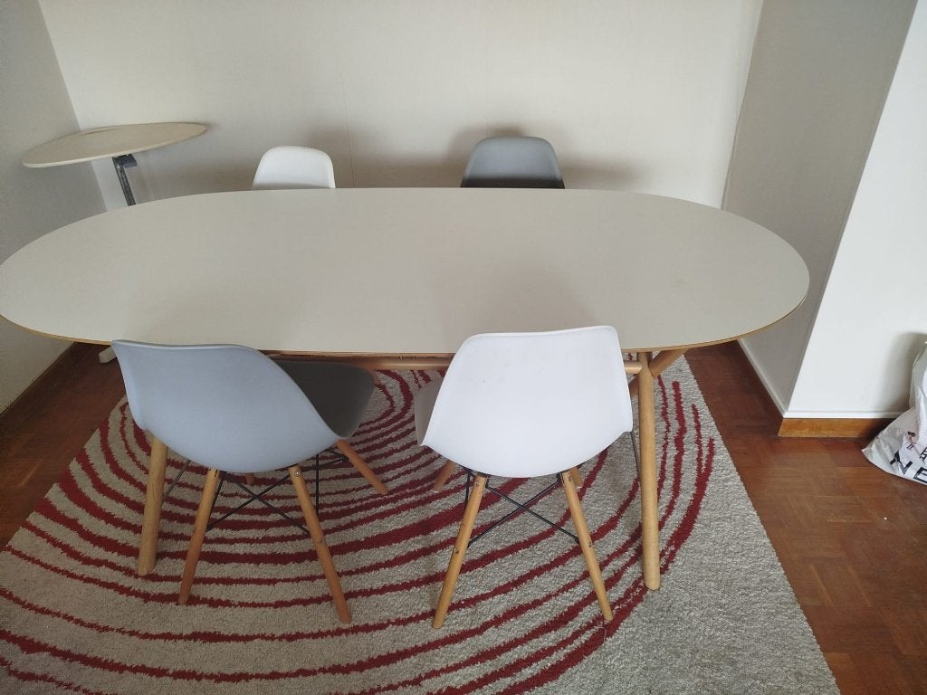 Table Ikea avec 4 chaises, Maison & Meubles, Quatre personnes, 150 à 200 cm, Comme neuf, Enlèvement