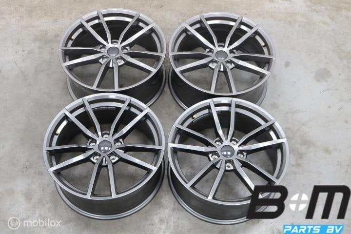 Set 18 inch lichtmetalen velgen VW Passat B8 ., Auto-onderdelen, Banden en Velgen, Velg(en), 18 inch, Personenwagen, Gebruikt