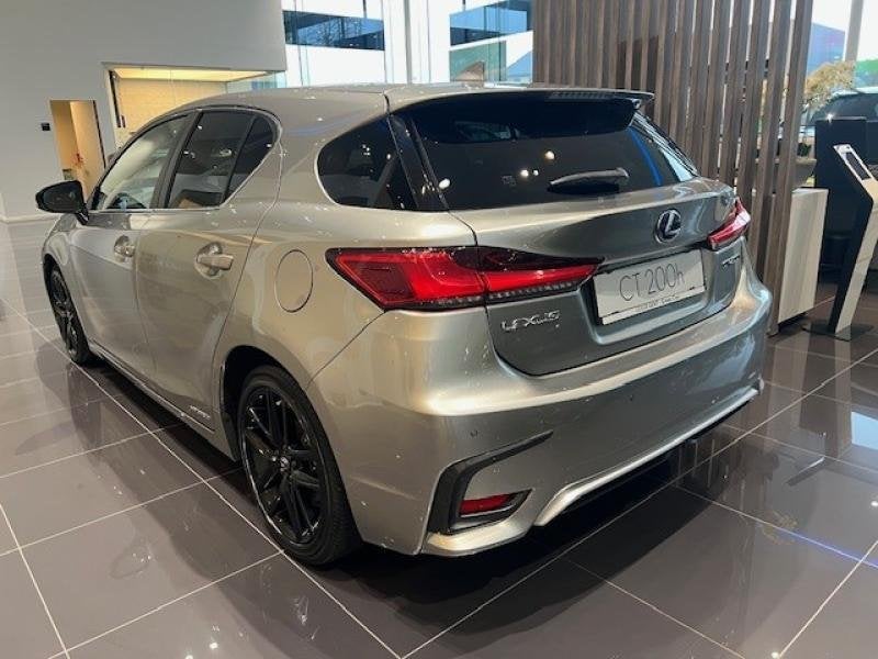 Lexus CT-H Black Line, Autos, Argent ou Gris, Achat, Euro 6, Entreprise
