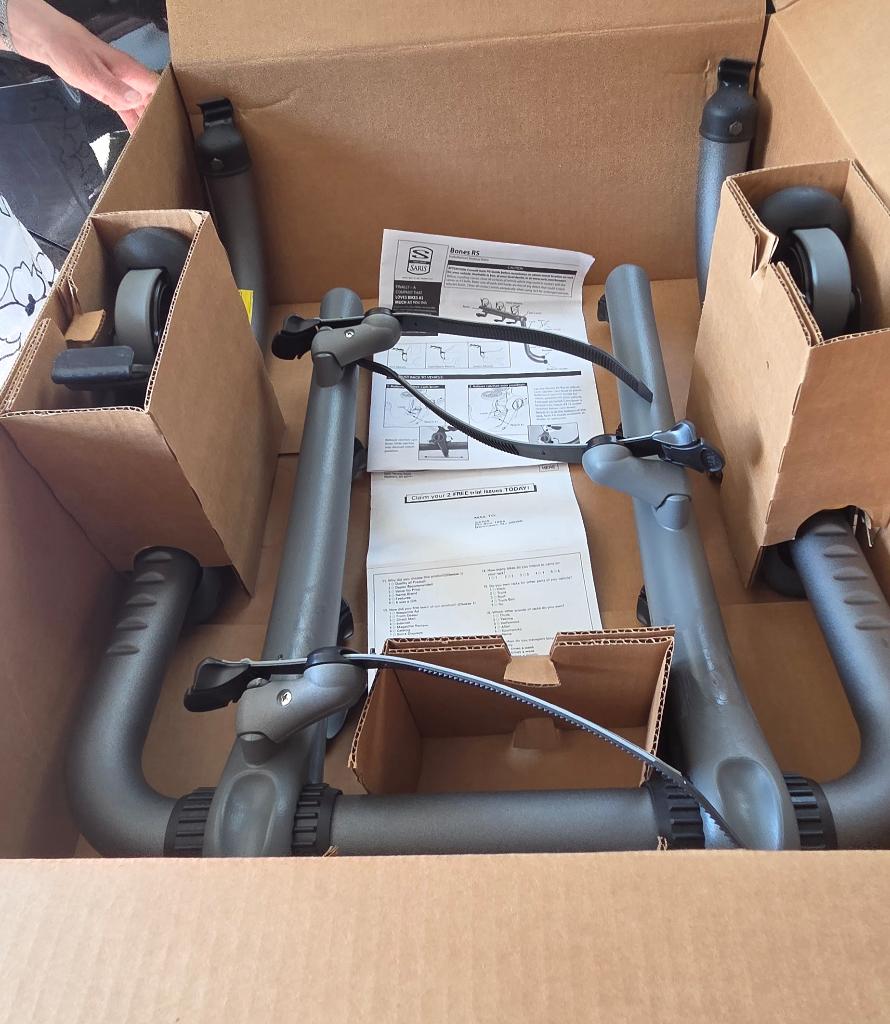 Saris Bones RS fietsenrek voor auto – zo goed als nieuw, Auto diversen, Fietsendragers, Ophalen, 3 fietsen of meer, Zo goed als nieuw