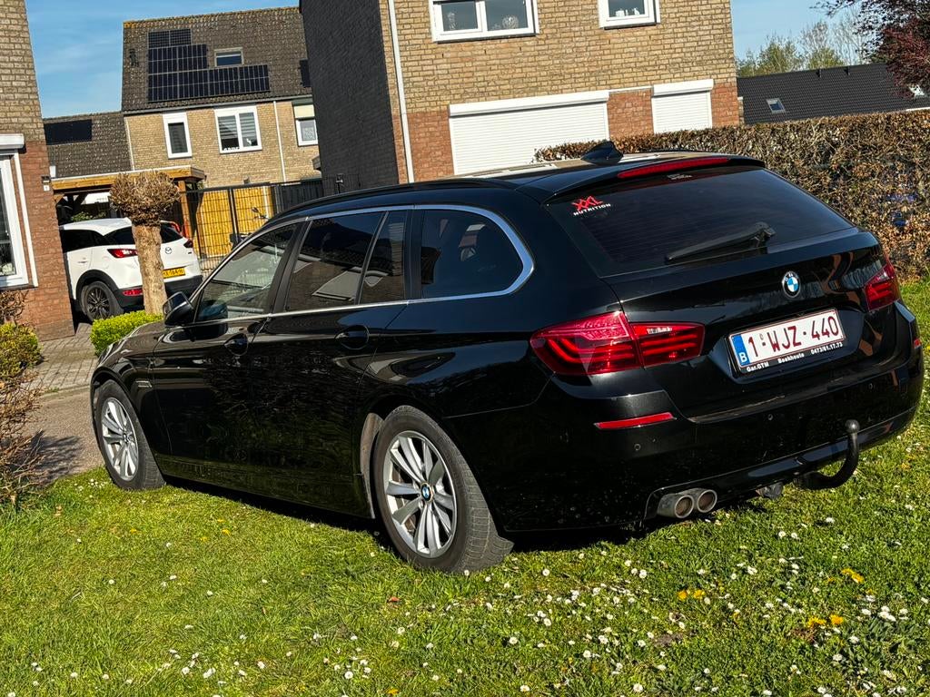 BMW f11 break, Autos, BMW, Cuir, Carnet d'entretien, Noir, 5 portes