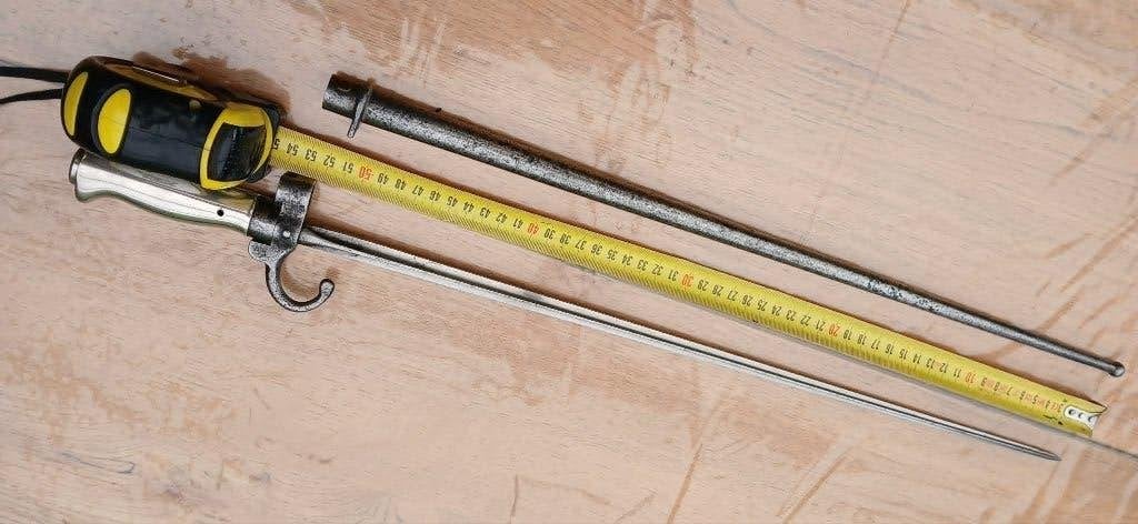 Baionnette 1er modèle avec quillon(Rosalie) et fourreau, Collections, Enlèvement ou Envoi, Armée de terre, Épée ou sabre