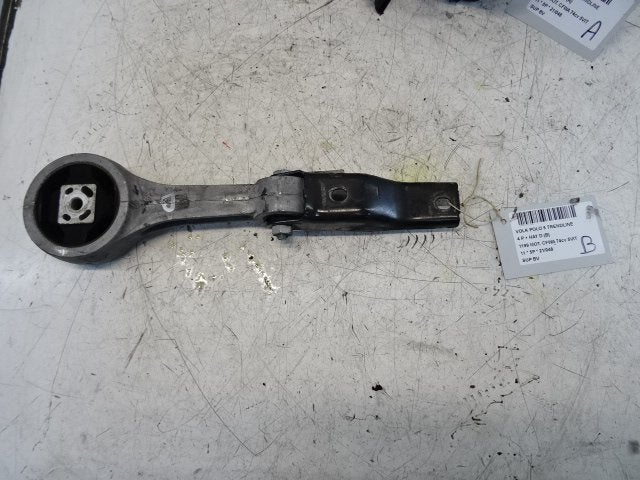 SUPPORT BOITE DE VITESSES Polo V (6R) (6Q0199851AR), Volkswagen, Mevr. I. Hauben, Utilisé, Rue de l'Espoir 34 34
4030  GRIVEGNÉE, BE