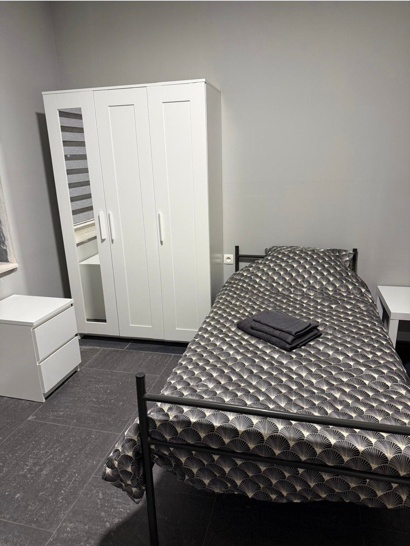 Tijdelijke huisvesting TE HUUR Kamers per direct beschikbaar, Immo, Appartementen en Studio's te huur
