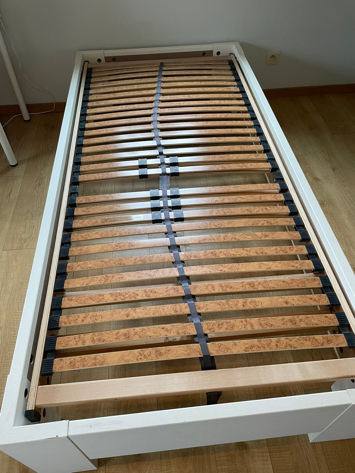 Lit 1 personne blanc, 90 cm, Une personne, Enlèvement, Utilisé