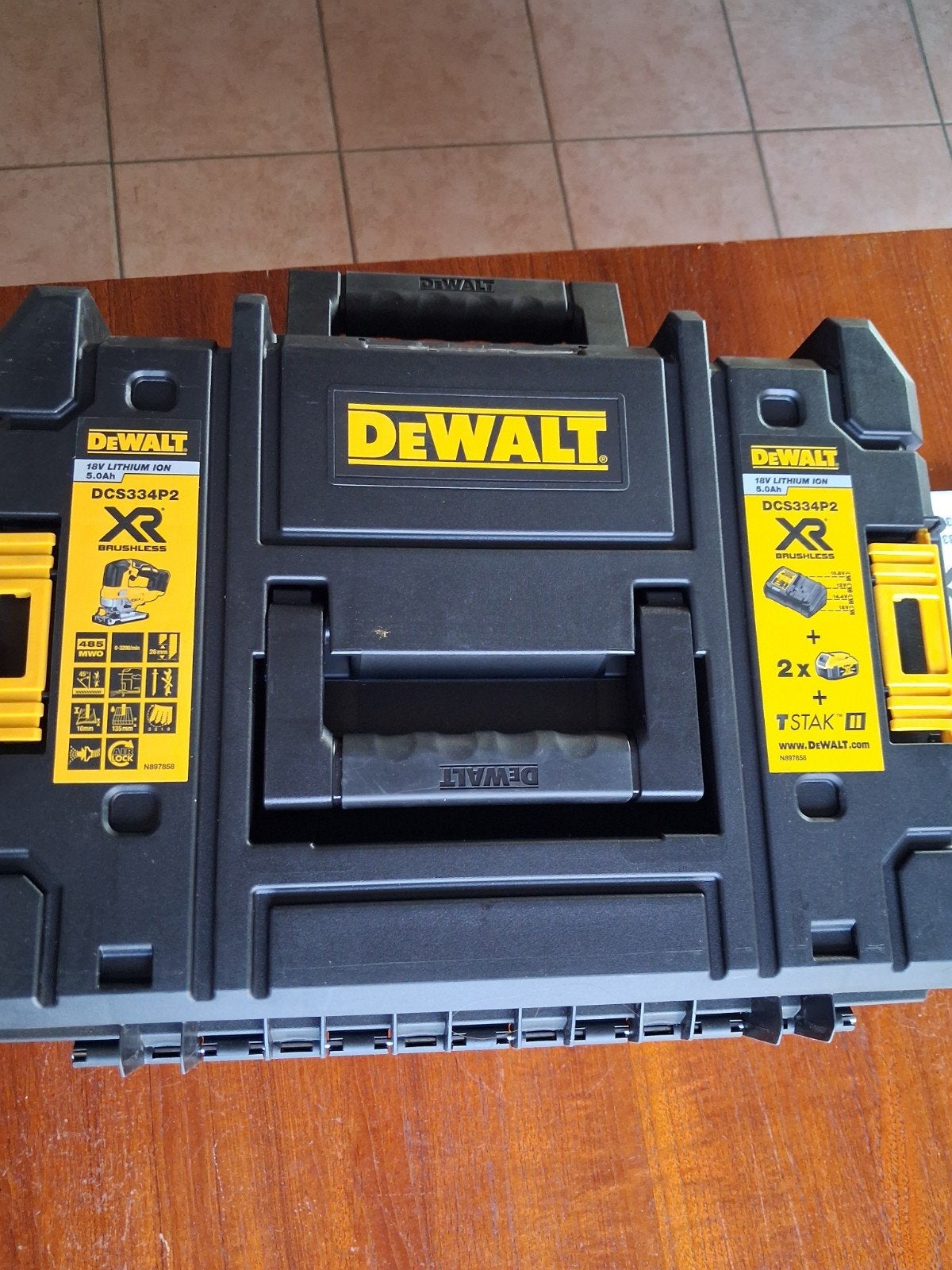scie sauteuse Dewalt sans fil, Enlèvement, Neuf