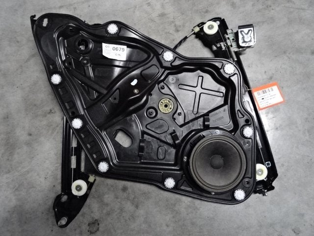 MECANISME VITRE ARRIÈRE GAUCHE Passat (3C2) (3C8839755D), Volkswagen, Mevr. I. Hauben, Utilisé, Rue de l'Espoir 34 34
4030  GRIVEGNÉE, BE