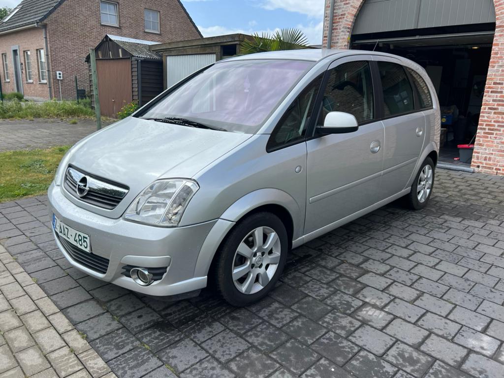 Opel Meriva 60.000km 1.4 benzin, Argent ou Gris, Achat, 5 portes, 5 places