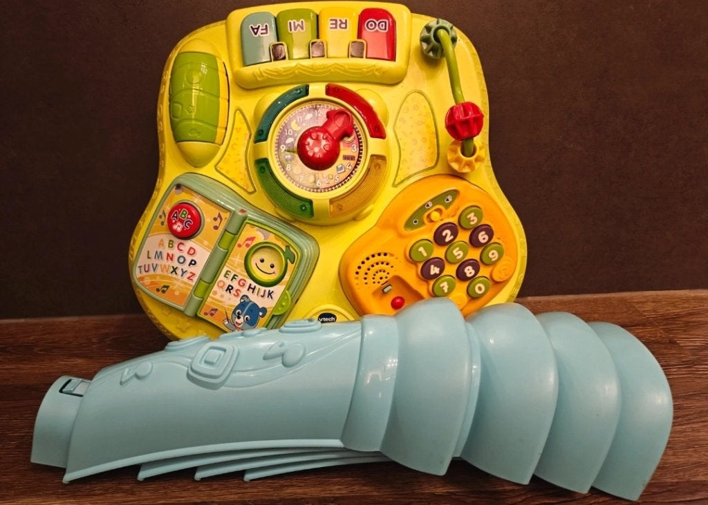 VTech Activiteitentafel, Kinderen en Baby's, Ophalen, Zo goed als nieuw