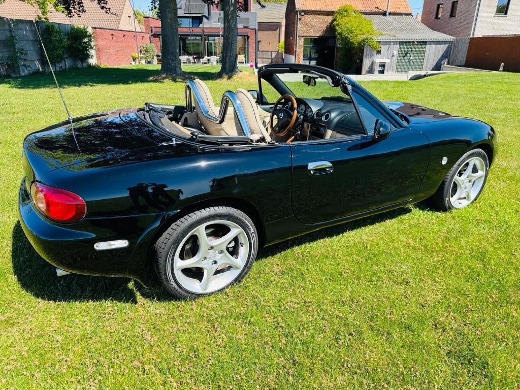 Mazda MX 5 NB van 2003 - opgemaakt en rijklaar voor jaren, Auto's, 4 cilinders, Cabriolet, 1600 cc, Zwart