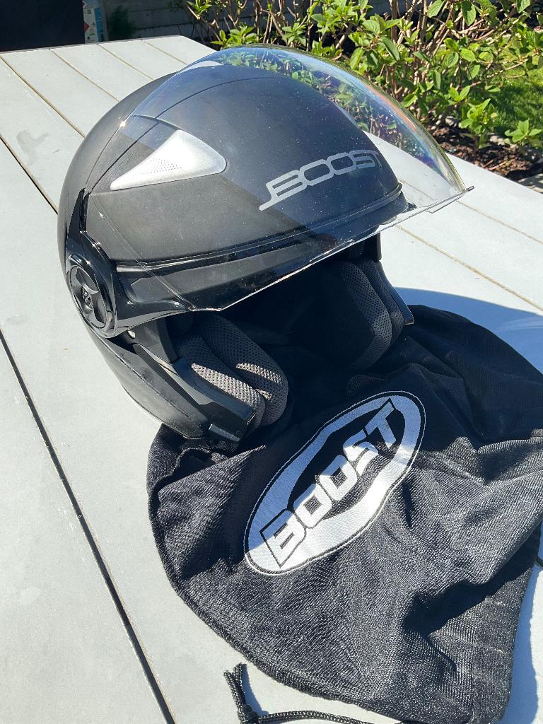Zwarte motorhelm Boost maat XS, Motos, Seconde main, Femmes, Casque jet, Enlèvement