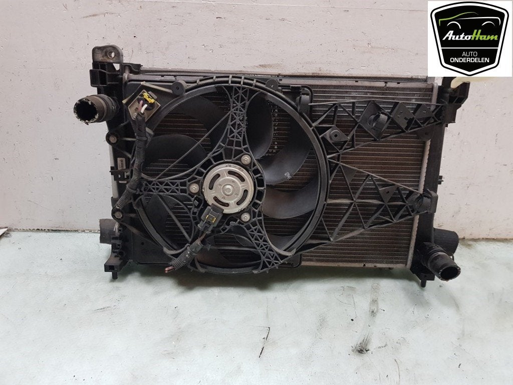 RADIATEUR COMPLEET Alfa Romeo MiTo (955) (01-2008/12-2018), Gebruikt, Alfa Romeo
