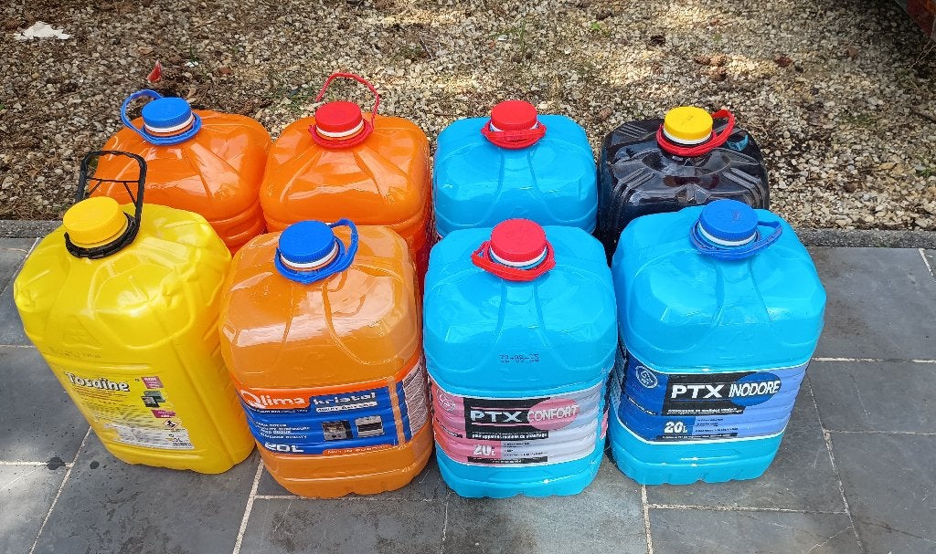 bidons, Tuin en Terras, Minder dan 75 liter, Ophalen, Gebruikt, Kunststof