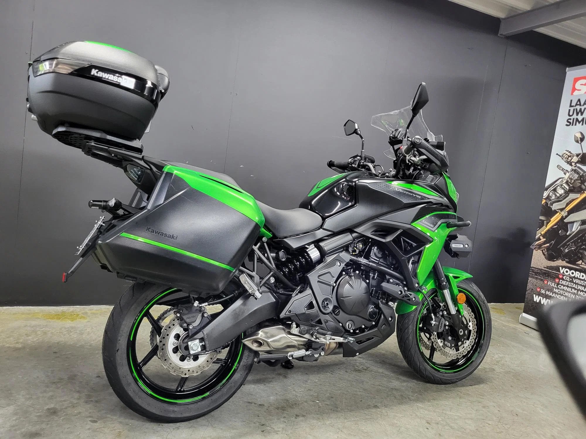 Kawasaki Versys 650 GT Edition met weinig km's (bj 2024), Bedrijf, Meer dan 35 kW, Overig, 650 cc