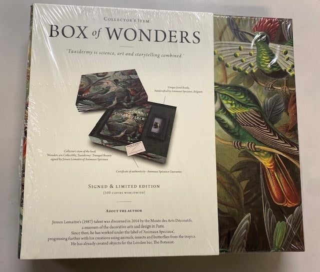 Wonders are collectible - Box of wonders taxidermie, Neuf, Jeroen Lemaitre, Enlèvement, Autres sujets/thèmes