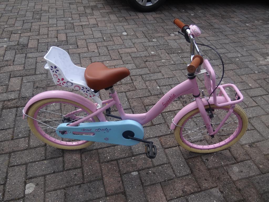 18 inch meisjesfiets, Fietsen en Brommers, Fietsen | Meisjes, Ophalen, Zo goed als nieuw, Terugtraprem, 18 inch