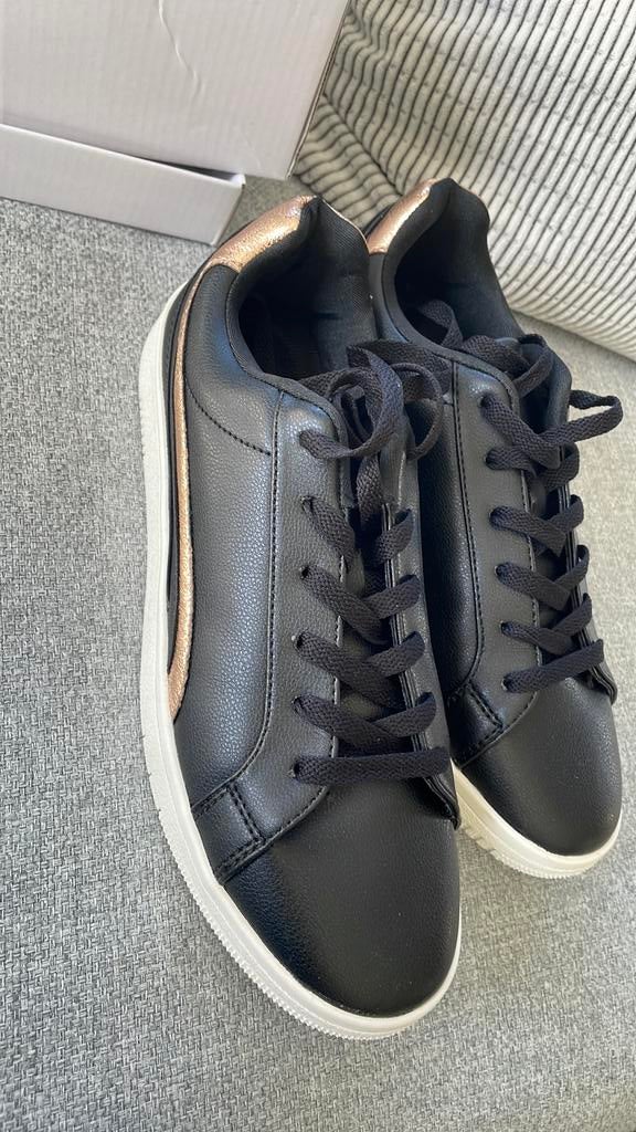Icons by brantano sneakers 41, Ophalen, Zo goed als nieuw, Sneakers