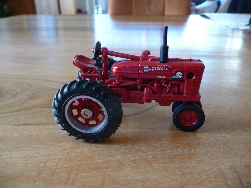miniatuur tractor, Hobby en Vrije tijd, Ophalen of Verzenden, Nieuw