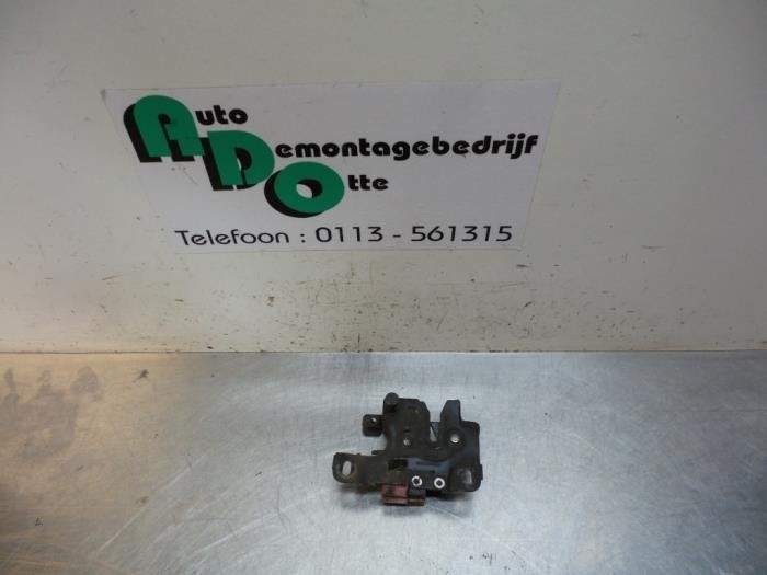 Mécanique de verrouillage capot d'un Audi A6 (A6 97-), -, 3 mois de garantie, Audi, Utilisé