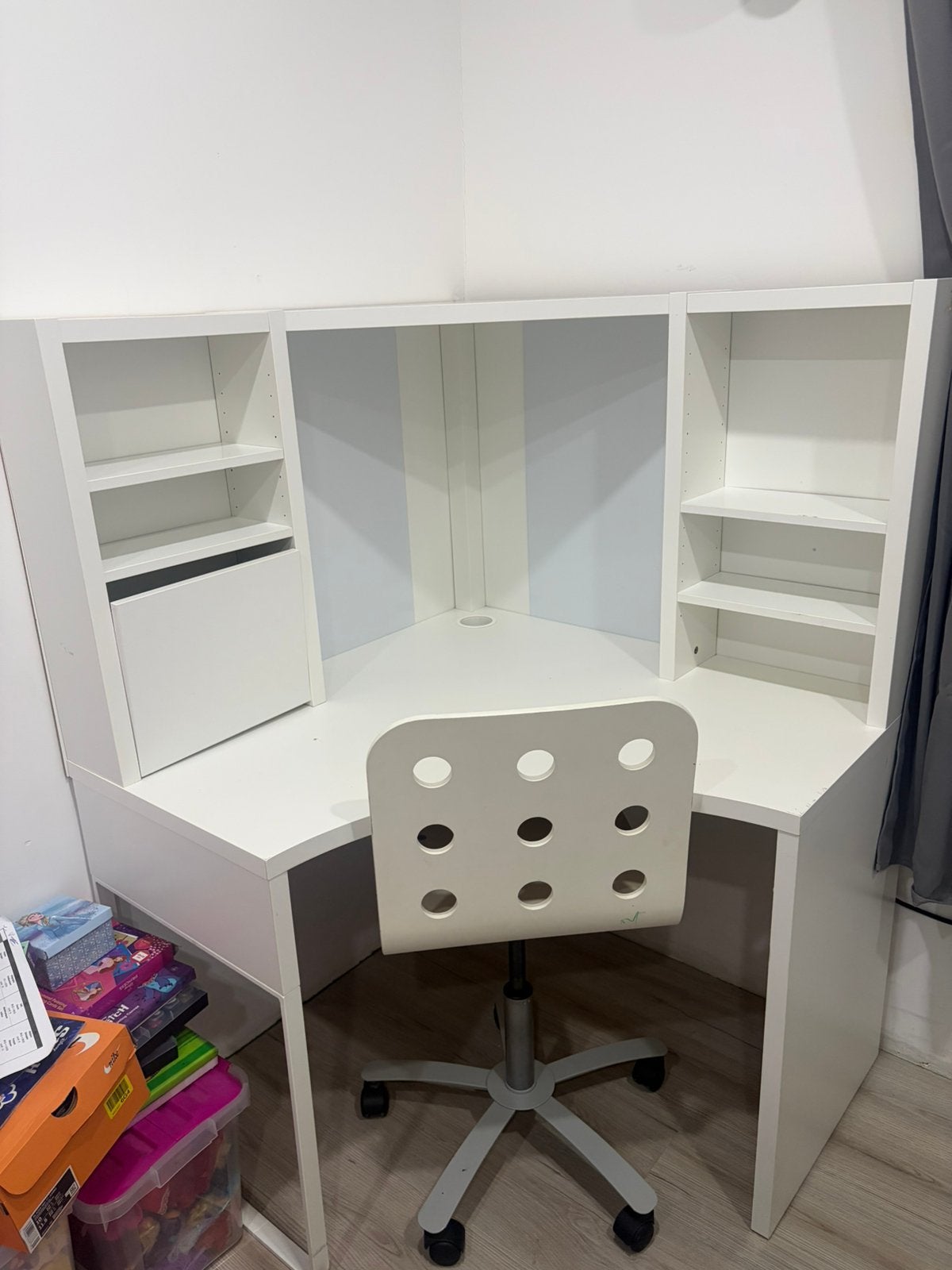 Bureau + chaise, Utilisé, IKEA, Bois, Blanc