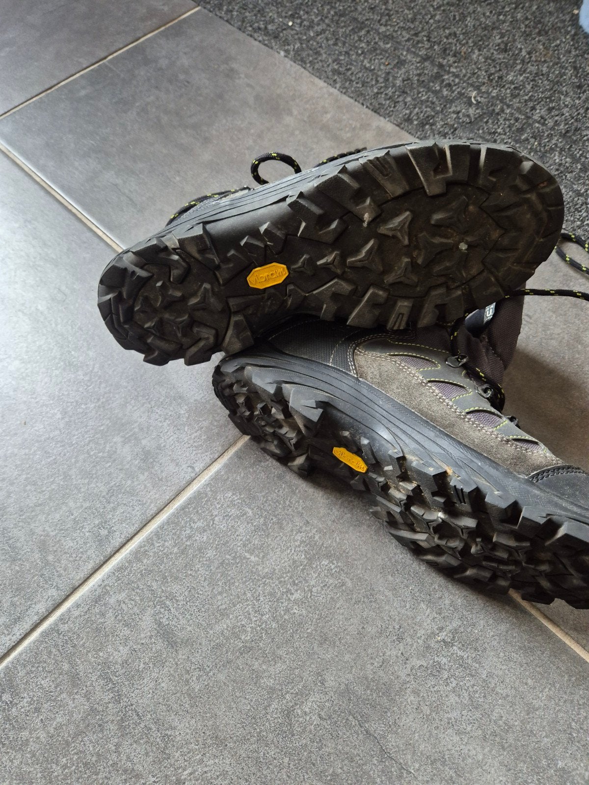 wandelschoenen heren, Ophalen of Verzenden, Zo goed als nieuw, Overige merken