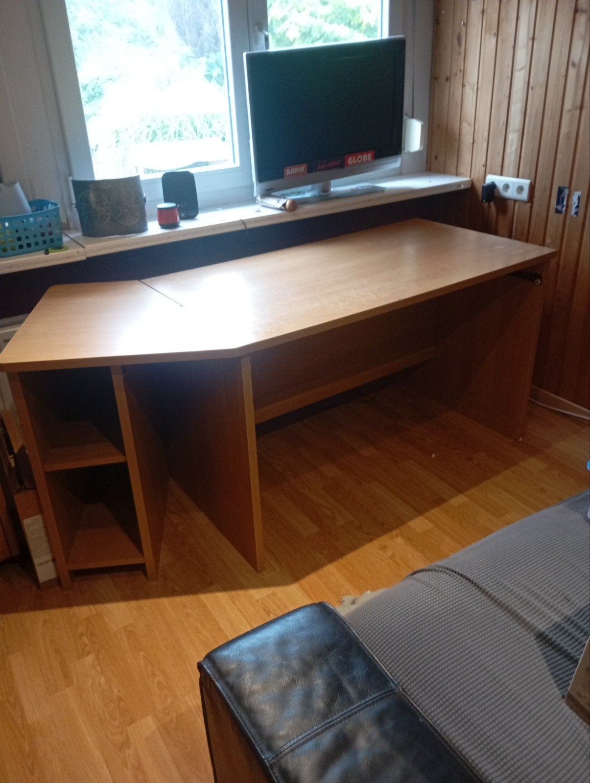 gratis bureau, Ophalen
