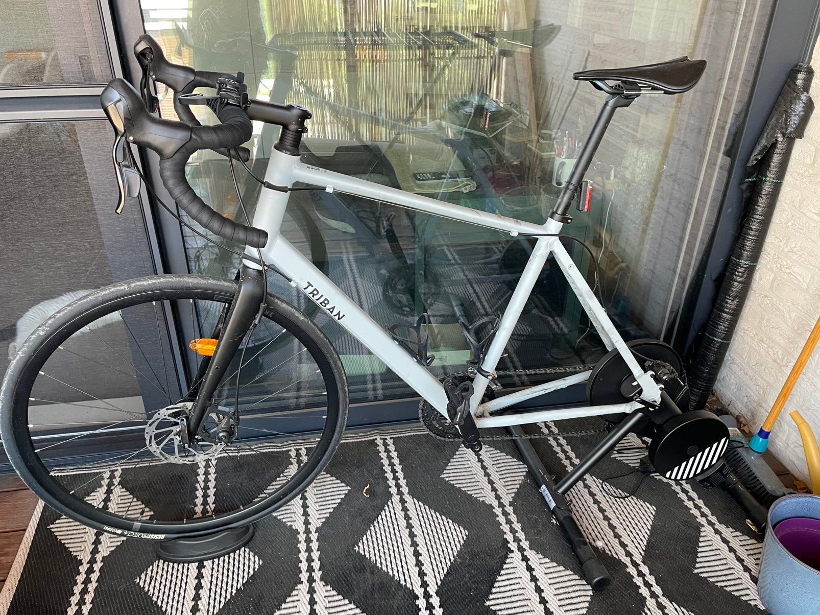 Racefiets RC120 (XL)+ rollentrainer D100 met zwift cog&click, Sports & Fitness, Cyclisme, Enlèvement, Comme neuf