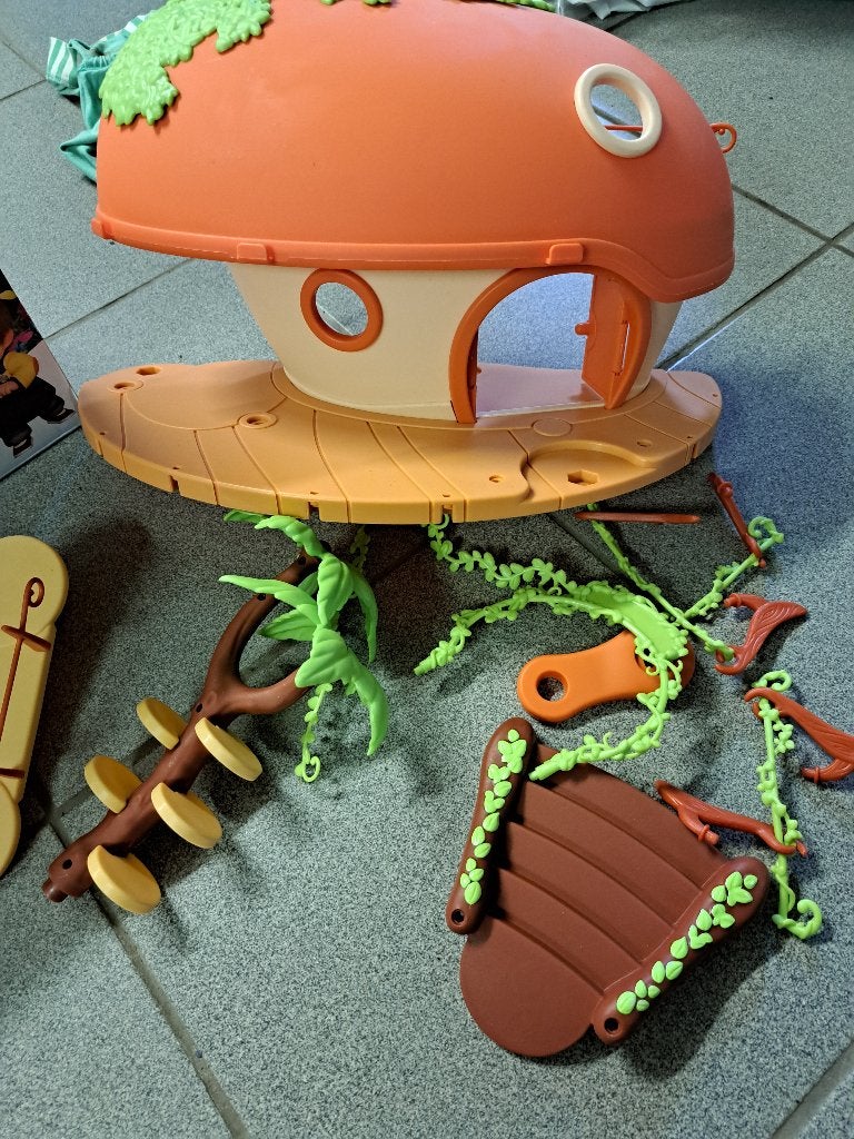 Monchichi huis, Verzamelen, Poppetjes en Figuurtjes, Ophalen, Zo goed als nieuw