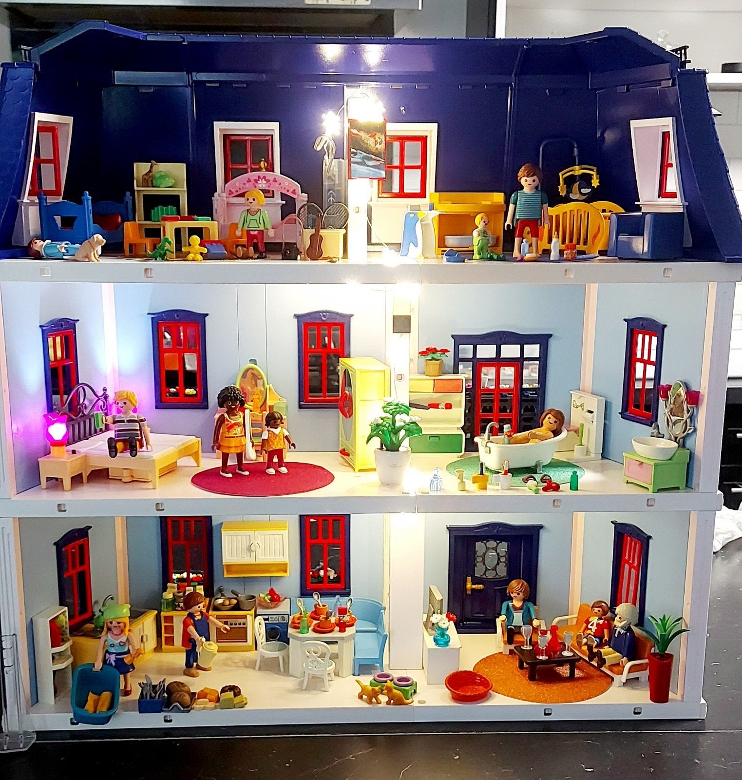 playmobil grande maison meublée version unique, Enfants & Bébés, Enlèvement