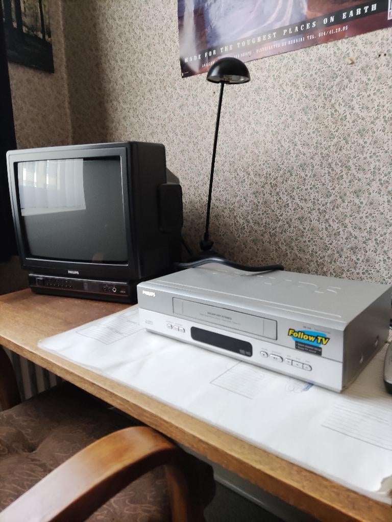 Philips videorecorder VR550 + Philips Tv FSQ Vision, Ophalen, Zo goed als nieuw, VHS-speler of -recorder