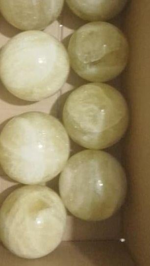 Doos met 5 Citrien stenen ballen/bollen van 7 tot 8 cm, Verzamelen, Mineralen en Fossielen, Verzenden