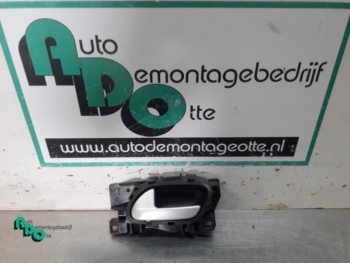 Poignée portière 4portes avant gauche d'un Peugeot 207 (20, -, 3 mois de garantie, Utilisé, -