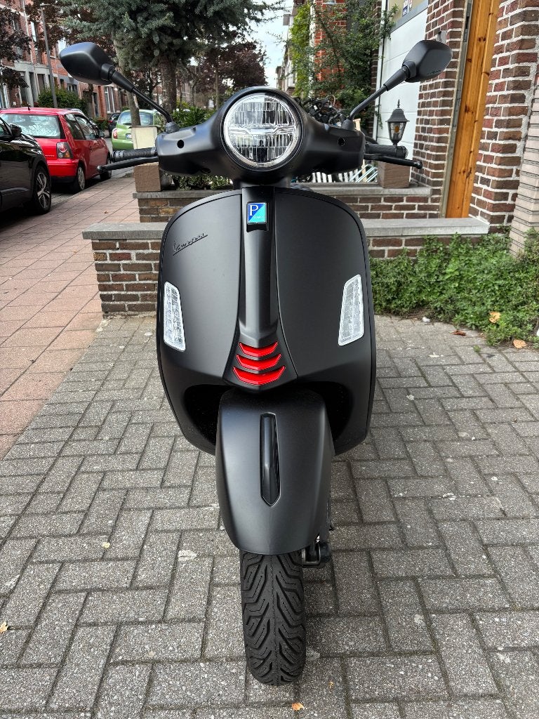 Vespa 125 GTS, Nieuw, Super Sport, Particulier, 125 cc