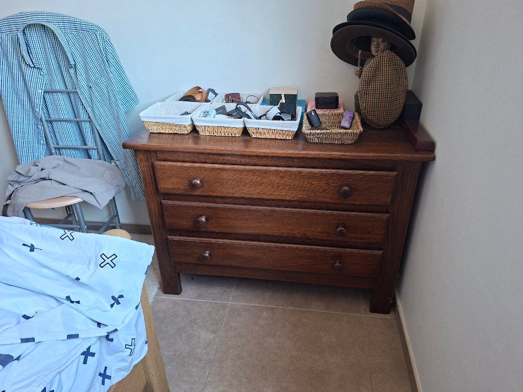 Eiken commode/linnenkast, Ophalen, 100 tot 150 cm, Eikenhout, Zo goed als nieuw
