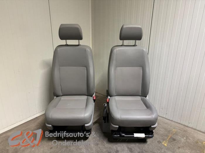 Siège avant gauche et droite d'un Volkswagen Transporter, Autos : Pièces & Accessoires, Volkswagen, -, 3 mois de garantie, Utilisé