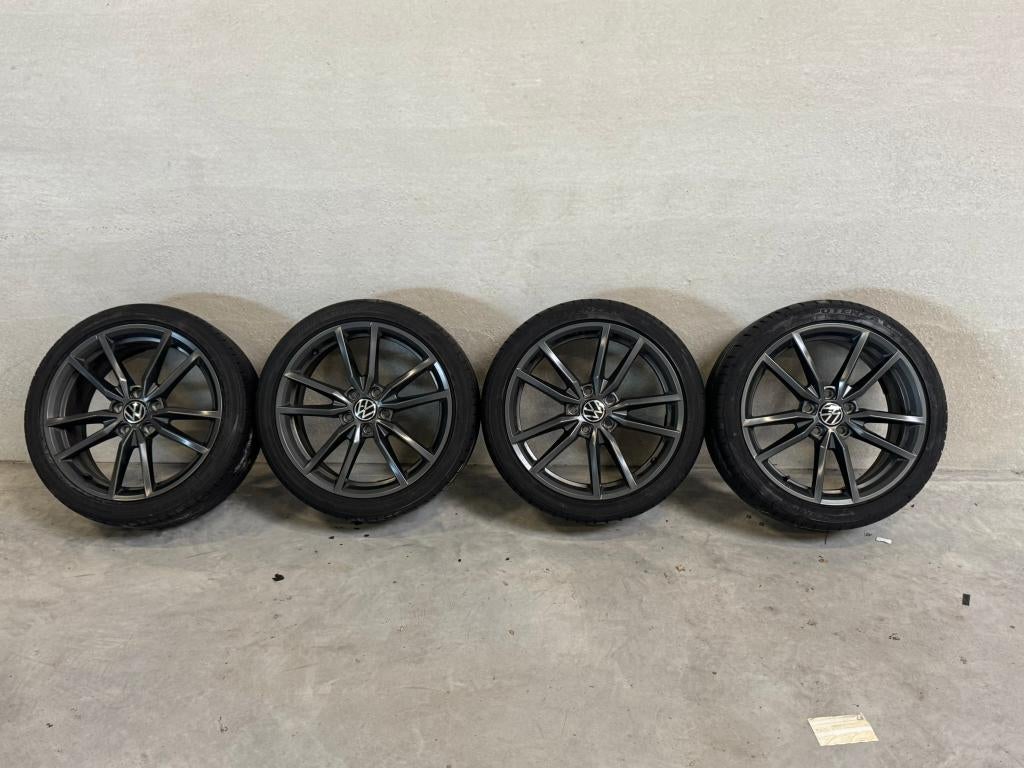 Originele pretoria VW velgen 18", Auto-onderdelen, Banden en Velgen, Ophalen, 18 inch, Gebruikt, Velg(en)