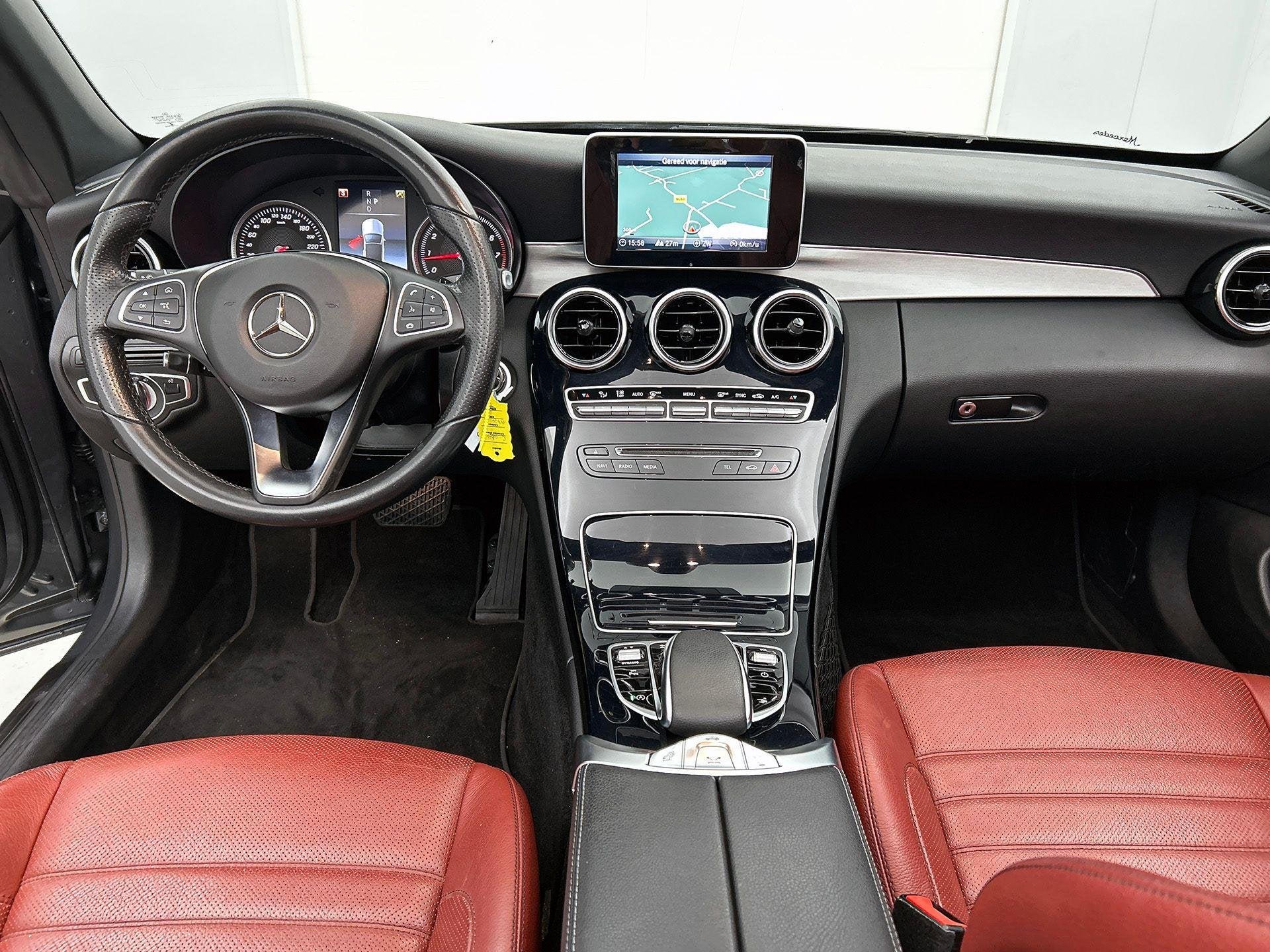 Mercedes-Benz C-Klasse 200 Cabriolet Luxury Line | Burmester, Auto's, Mercedes-Benz, Automaat, 4 zetels, Gebruikt, 4 cilinders