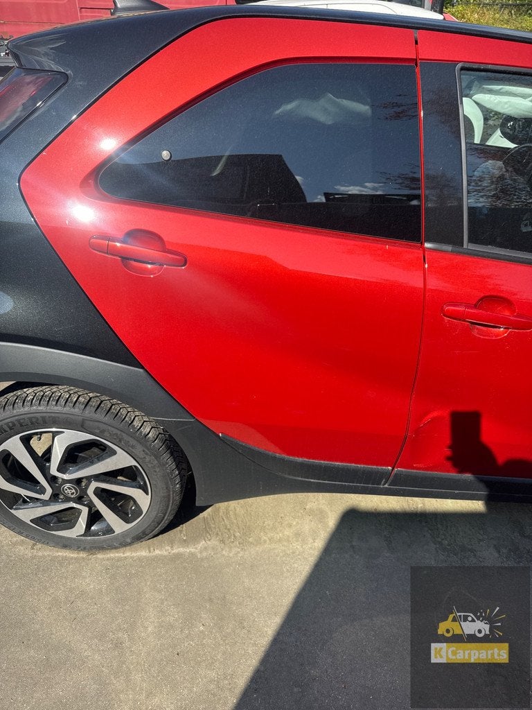 Toyota Aygo X Rechts Achter portier origineel, Info@toyota.co.jp, Gebruikt, Deur, Toyota Motor Corporation