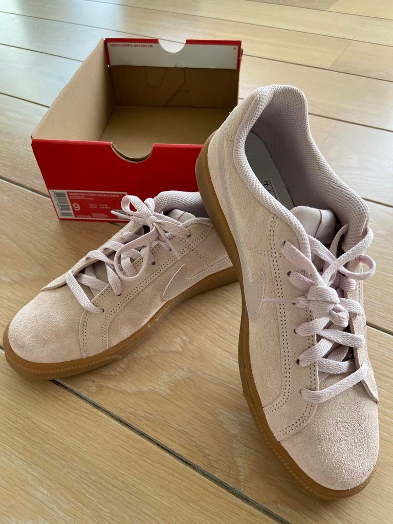 Nike dames sneakers roze suede maat 40,5, Kleding | Dames, Nike, Nieuw, Ophalen of Verzenden, Sneakers