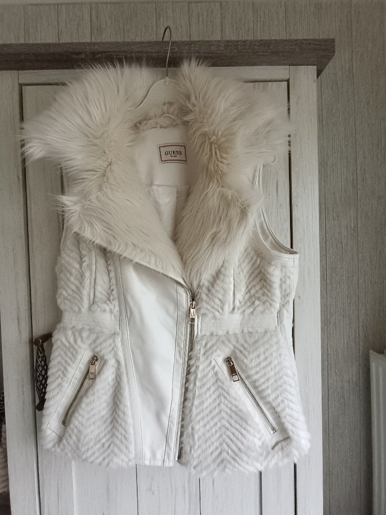 Mouwloos vestje GUESS maat 42/44, Guess, Wit, Maat 42/44 (L), Ophalen of Verzenden