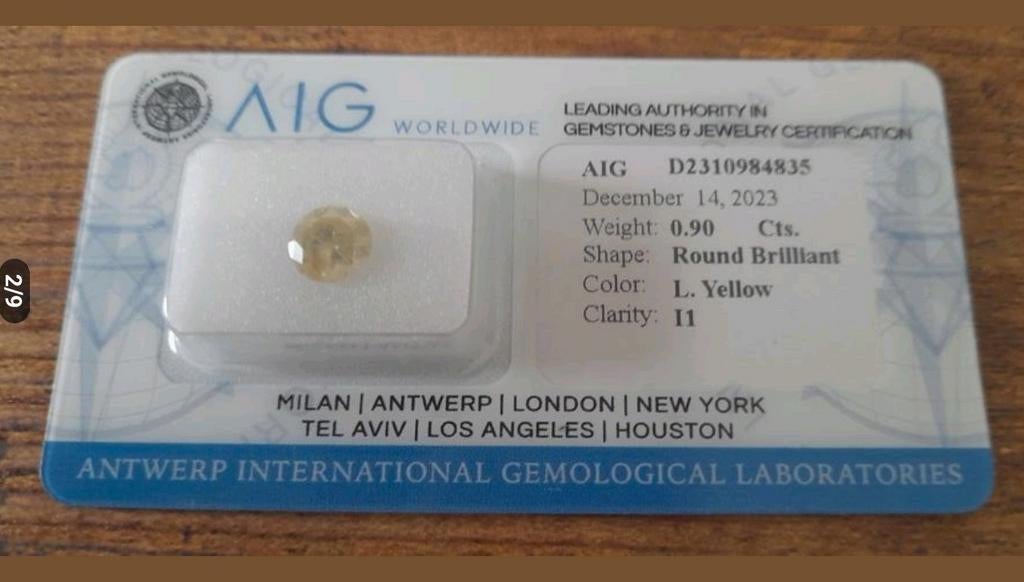 diamant jaune, neuf original de 0,90 carats avec certificat, Bijoux, Sacs & Beauté, Pierres précieuses, Enlèvement ou Envoi