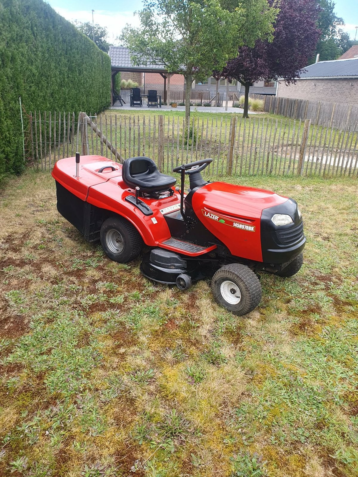 Zitmaaier Husqvarna Lazer 14,5 HP automatic, Jardin & Terrasse, Tondeuses autoportées, Enlèvement, Comme neuf, Bac de ramassage