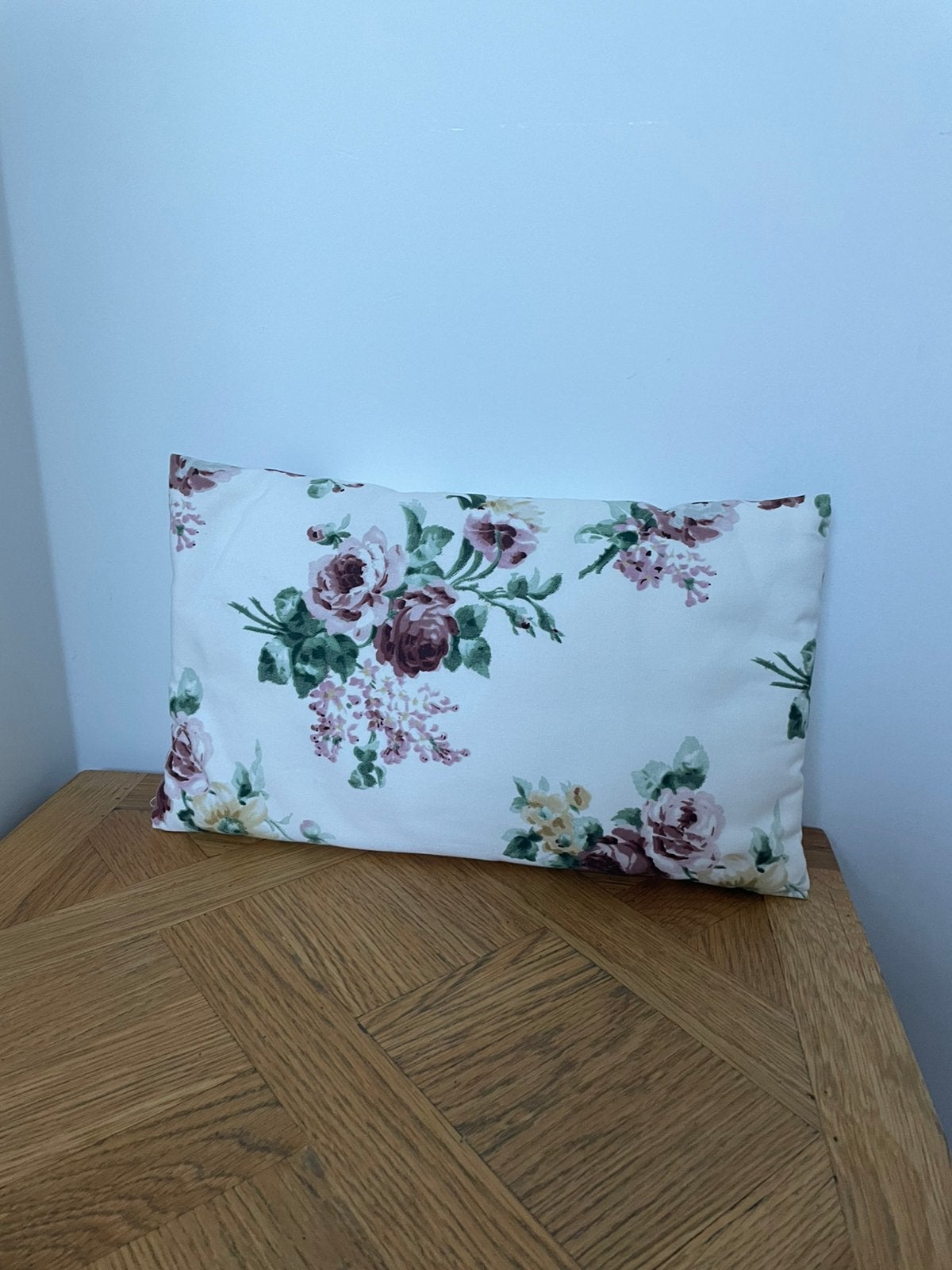 Deco kussen, Huis en Inrichting, Woonaccessoires | Kussens, Overige merken, Meerkleurig, Ophalen of Verzenden, Zo goed als nieuw
