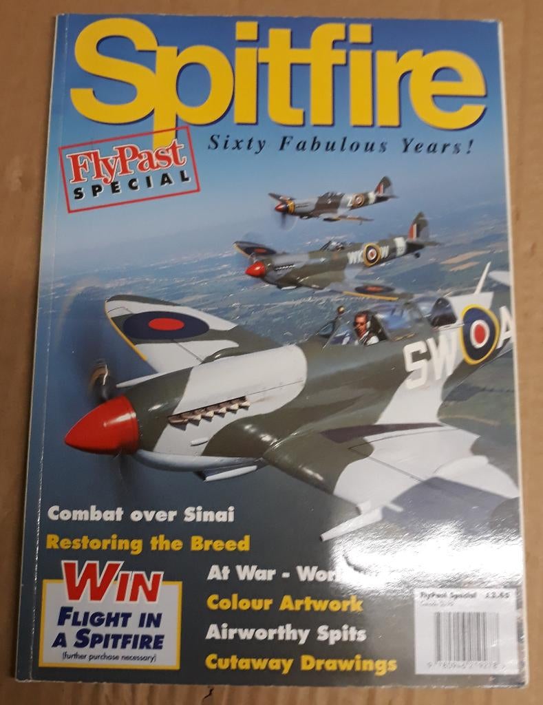 Magazine « Soixante années fabuleuses de Spitfire », Armée de l'air, Enlèvement ou Envoi, Flypast magazine, Deuxième Guerre mondiale